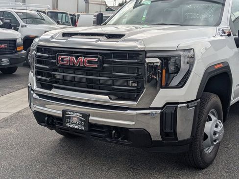 New 2026 GMC Sierra 3500 Pro w/ Convenience Package RWD image 20