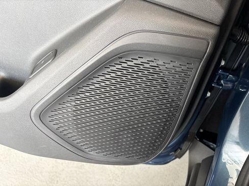 New 2026 Chevrolet Traverse LT w/ Driver Confidence Package image 12