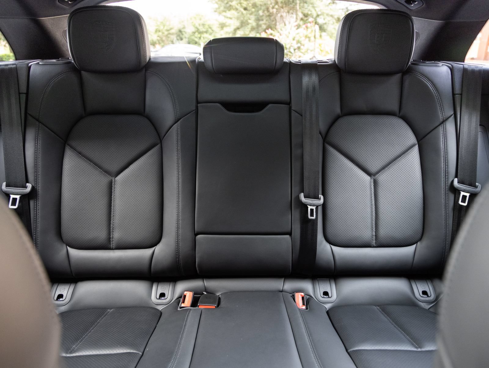Certified 2026 Porsche Macan AWD/4WD image 29