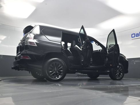Used 2021 Lexus GX 460 Premium w/ Premium Package AWD/4WD image 63