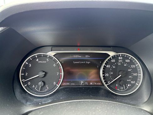 Used 2025 Nissan Sentra SV FWD image 15
