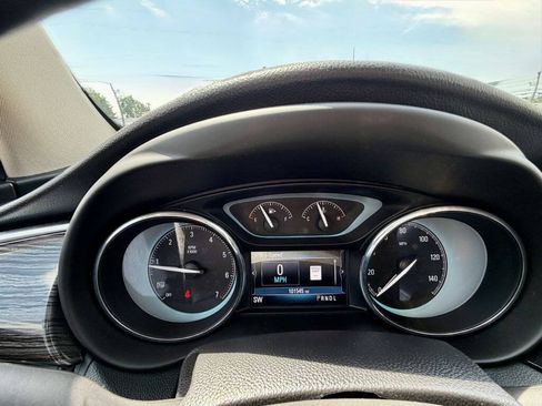 Used 2017 Buick Envision Essence AWD/4WD image 17