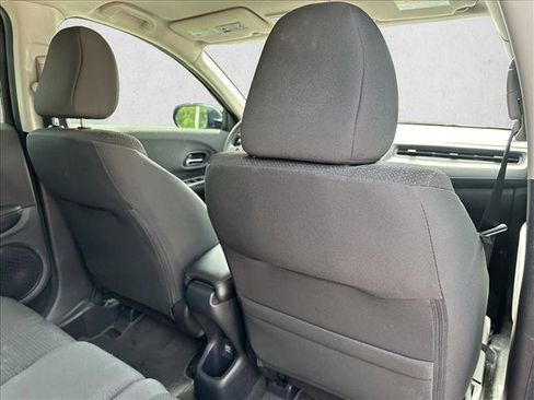 Used 2022 Honda HR-V LX image 22