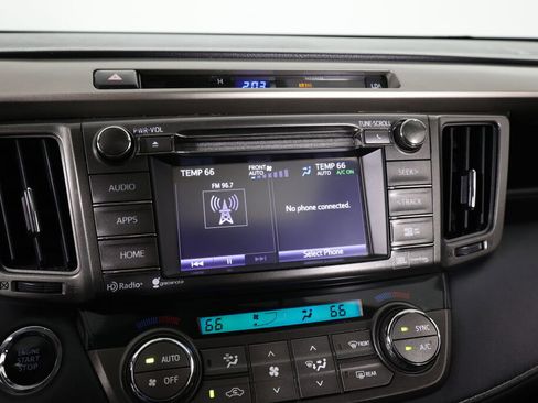 Used 2015 Toyota RAV4 Limited w/ Technology Package image 35