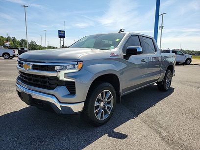 Used 2025 Chevrolet Silverado 1500 LT