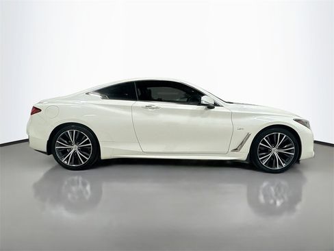 Used 2017 INFINITI Q60 w/ Premium Plus Package 2.0T image 8