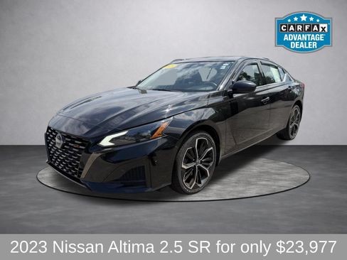 Used 2023 Nissan Altima 2.5 SR w/ SR Premium Package AWD/4WD image 8