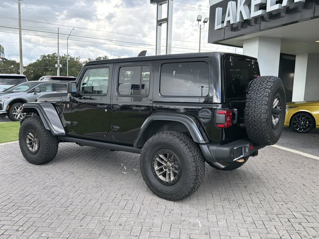Used 2025 Jeep Wrangler Unlimited Rubicon 392 AWD/4WD image 4