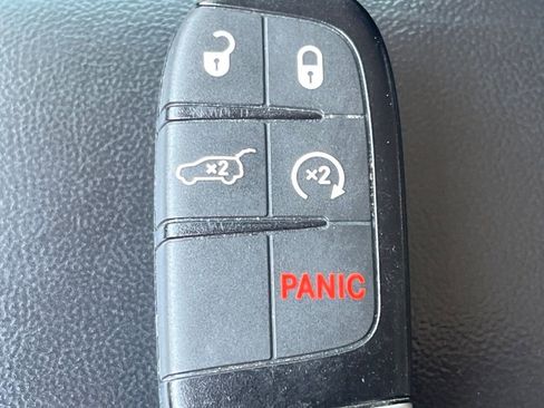 Used 2017 Dodge Durango GT w/ Nav & Power Liftgate Group image 22