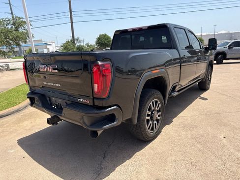 Used 2023 GMC Sierra 2500 AT4 w/ AT4 Premium Plus Package AWD/4WD image 7