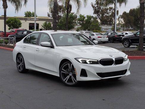 Used 2023 BMW 330i Sedan w/ Driving Assistance Package image 2