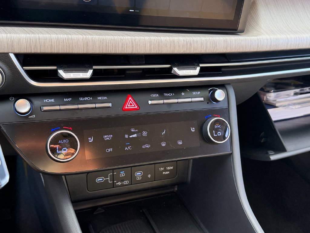 Used 2025 Hyundai Sonata SEL FWD image 19