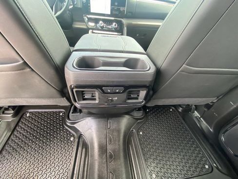 Used 2025 GMC Sierra 2500 AT4 AWD/4WD image 25