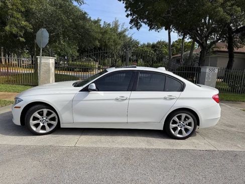 Used 2015 BMW 320i Sedan RWD image 3