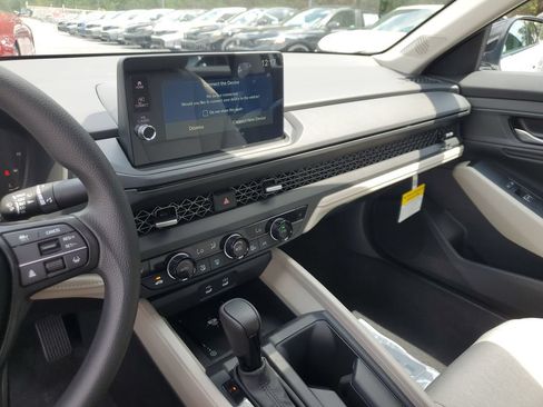 New 2026 Honda Accord SE image 16