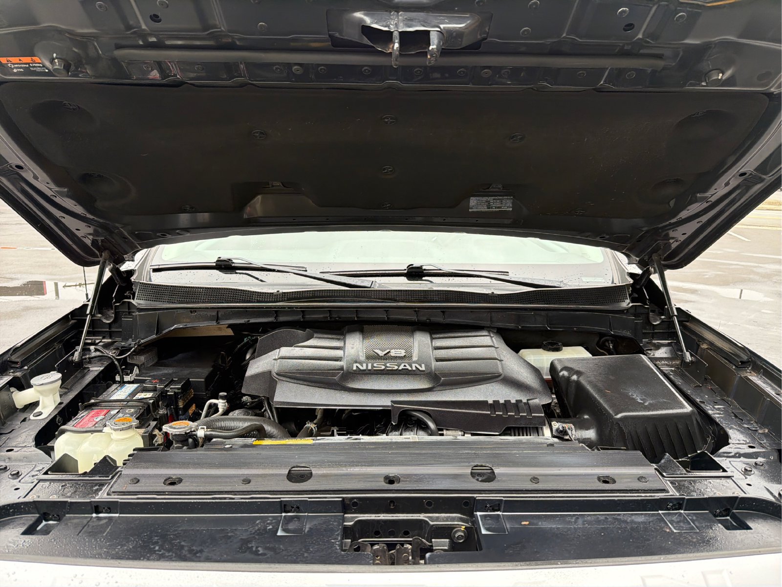 Used 2019 Nissan Titan SV w/ SV Convenience Package AWD/4WD image 11