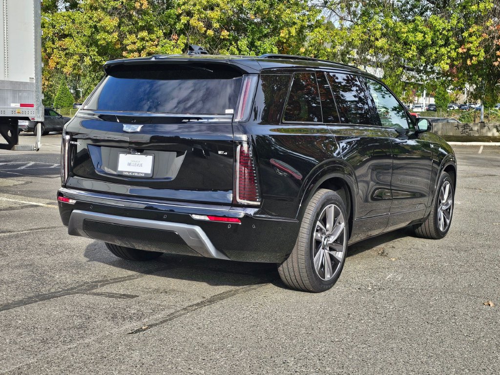 New 2027 Cadillac Vistiq Sport AWD/4WD image 5