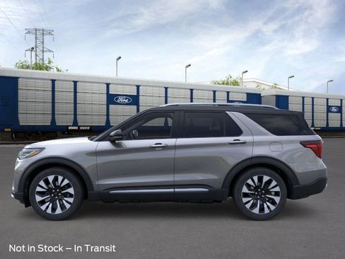 New 2026 Ford Explorer Platinum w/ LUX Leather Package image 3
