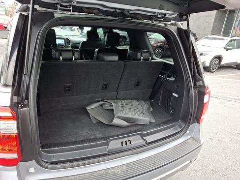 Used 2021 Ford Expedition XLT image 41
