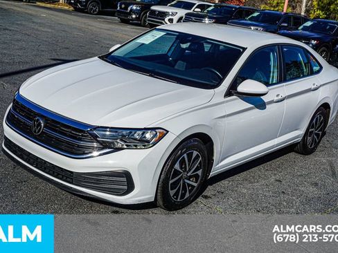 Used 2024 Volkswagen Jetta S image 15