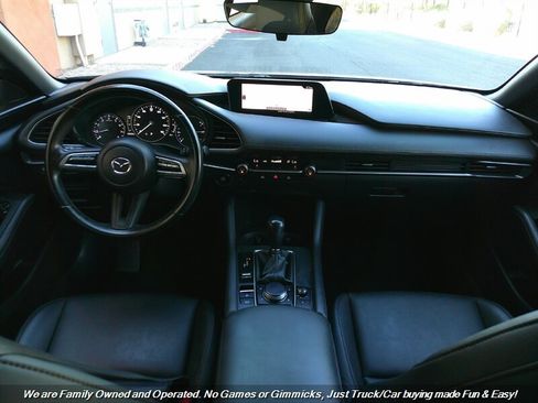 Used 2021 MAZDA MAZDA3 s image 31