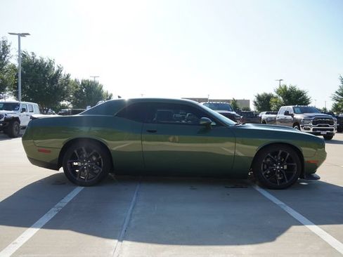 Used 2021 Dodge Challenger GT RWD image 10
