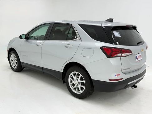 Used 2022 Chevrolet Equinox LT AWD/4WD image 37