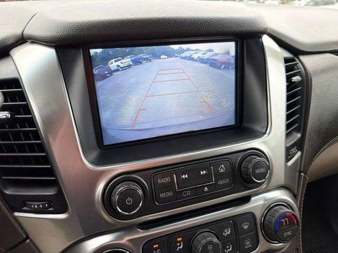 Used 2019 Chevrolet Suburban LT AWD/4WD image 3