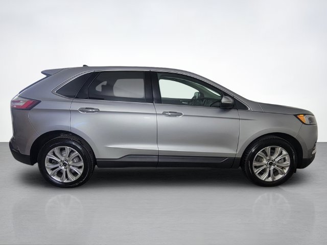 Certified 2023 Ford Edge Titanium w/ Equipment Group 301A AWD/4WD image 2