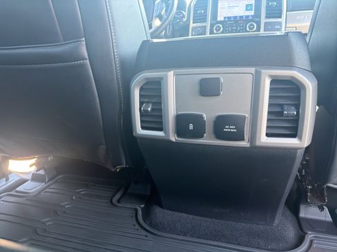 Used 2021 Ford F250 Lariat w/ Lariat Ultimate Package image 14