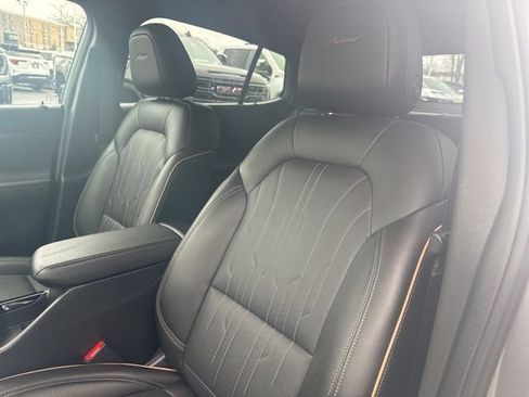 New 2025 Buick Envista Sport Touring FWD image 13