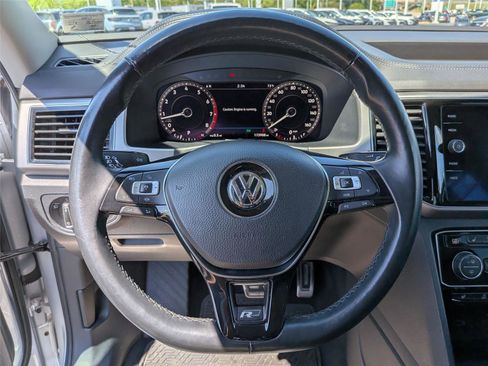 Used 2019 Volkswagen Atlas SEL R-Line AWD/4WD image 19