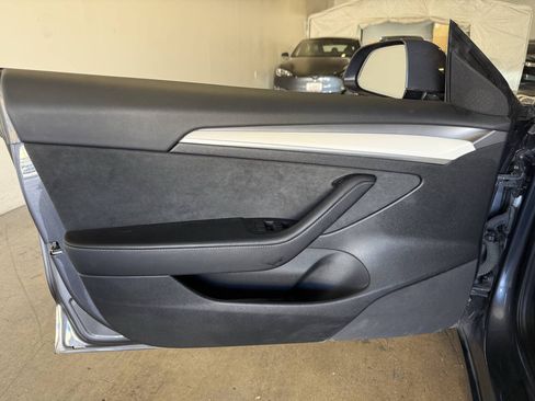 Used 2023 Tesla Model 3 Long Range AWD/4WD image 20