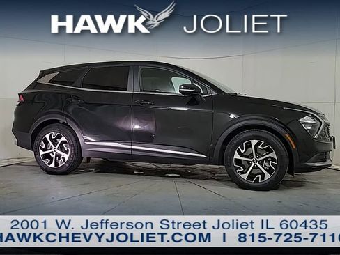 Used 2023 Kia Sportage EX image 8