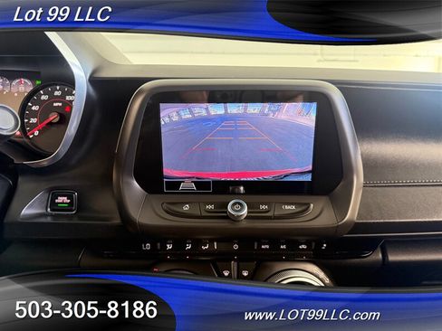 Used 2020 Chevrolet Camaro SS RWD image 16