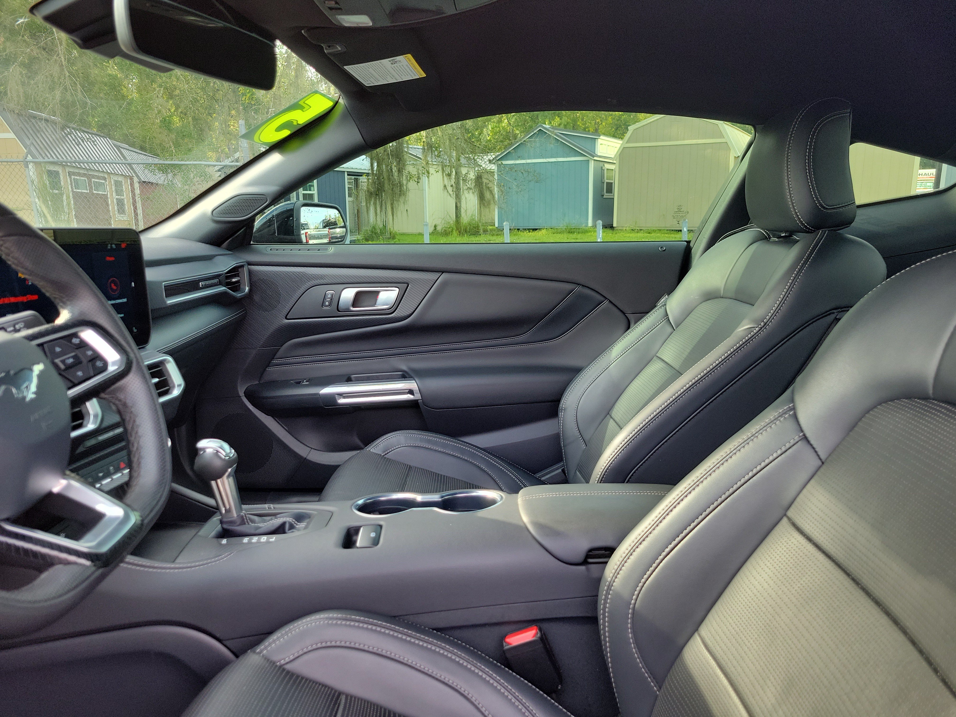 Used 2025 Ford Mustang Premium RWD image 10