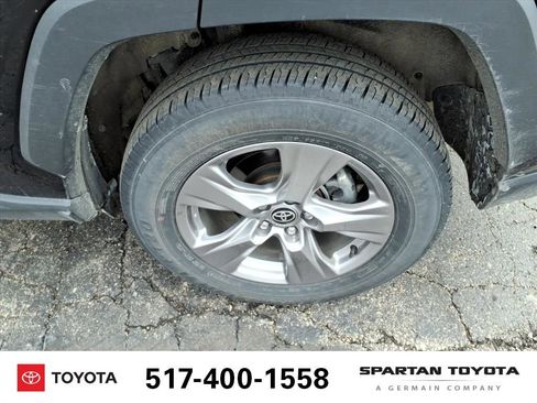 Used 2025 Toyota RAV4 XLE image 10