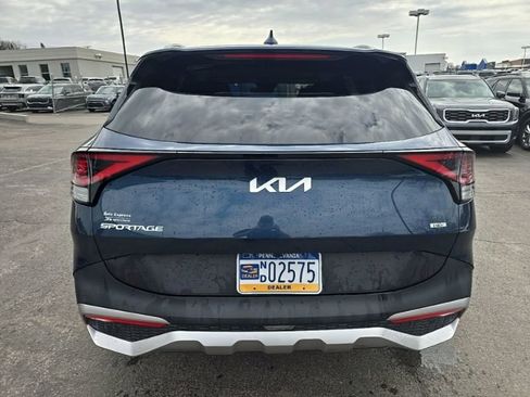 Certified 2023 Kia Sportage EX AWD/4WD image 7
