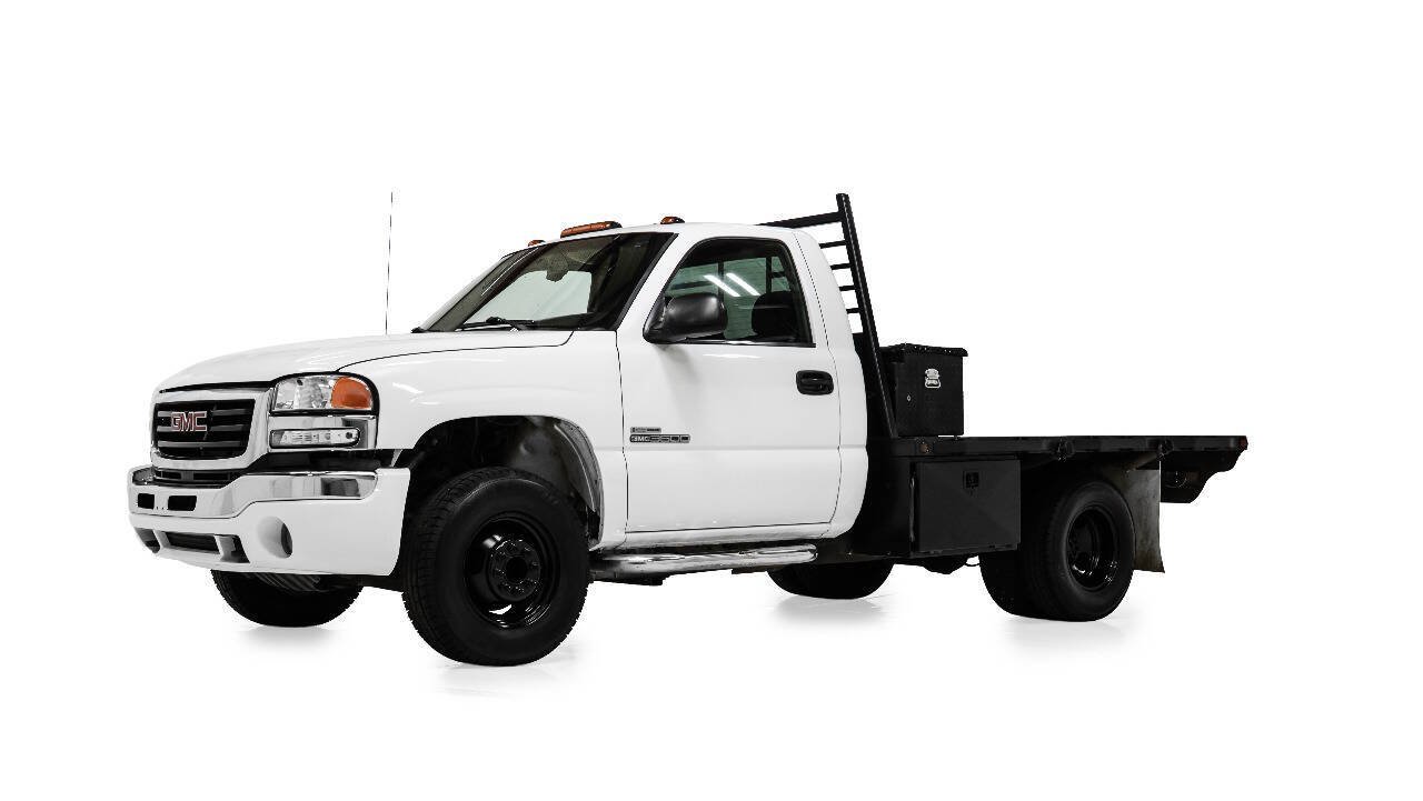 Used 2006 GMC Sierra 3500 SLE w/ Heavy-Duty Power Package RWD image 2