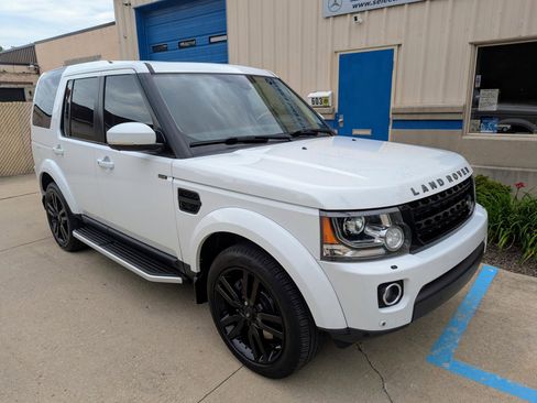 Used 2015 Land Rover LR4 HSE LUX image 14