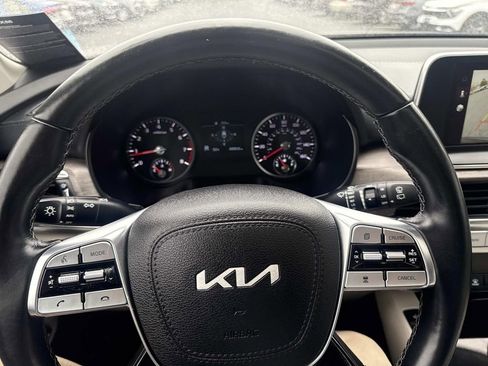 Used 2022 Kia Telluride EX image 29
