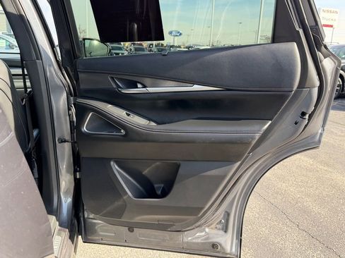 Used 2025 INFINITI QX60 Luxe image 23