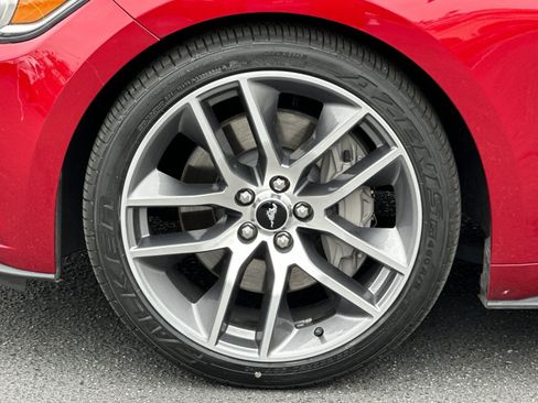 Used 2015 Ford Mustang GT Premium RWD image 30