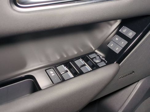 New 2026 Land Rover Range Rover Velar S AWD/4WD image 12