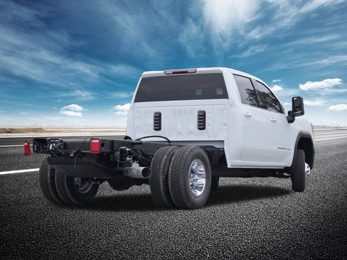 New 2026 GMC Sierra 3500 SLE w/ SLE Convenience Package image 19