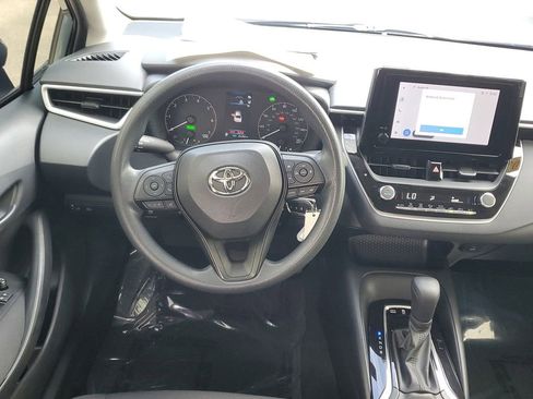 Used 2023 Toyota Corolla LE FWD image 18