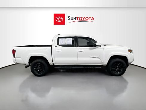 Used 2023 Toyota Tacoma SR5 w/ Technology Package AWD/4WD image 2