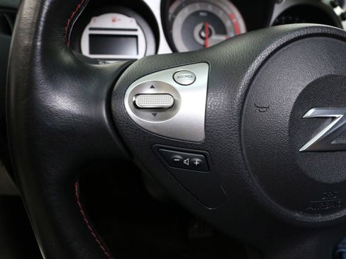 Used 2009 Nissan 370Z NISMO image 41
