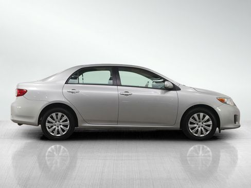 Used 2012 Toyota Corolla LE image 6
