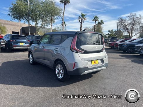 Used 2023 Kia Soul LX w/ Option Group 015 image 5